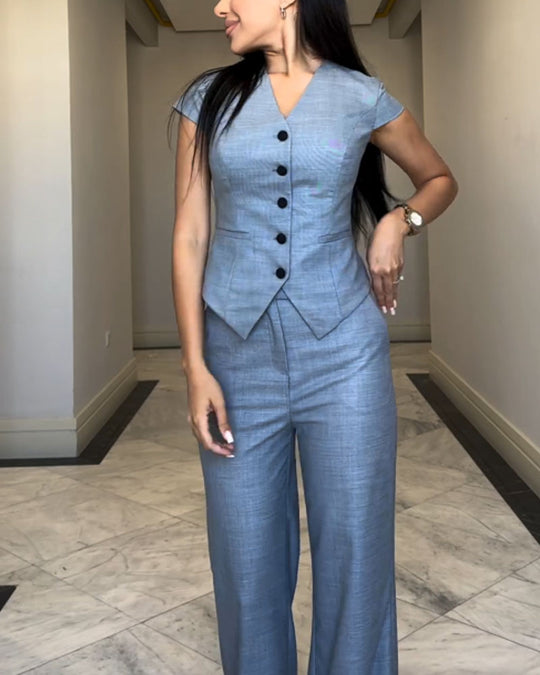 Laura™ Linen Blouse and Pants Set