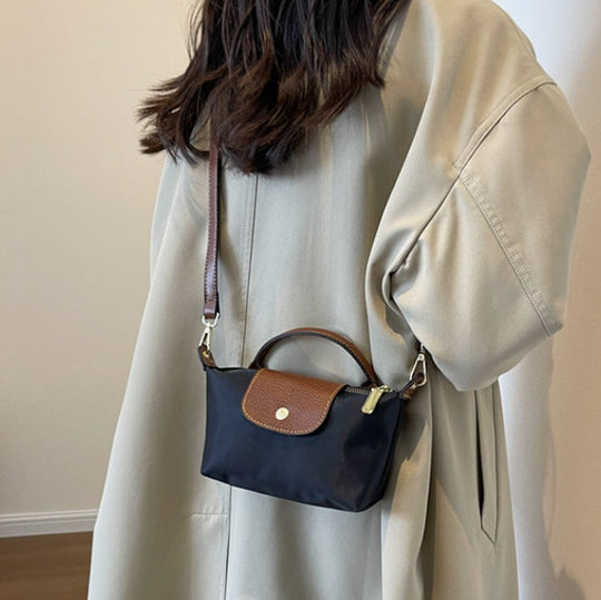 Dusselbag™ This bag goes with every outfit