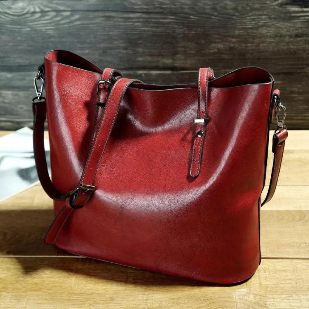 Nicole's Favorites | Vintage Shoulder Bag