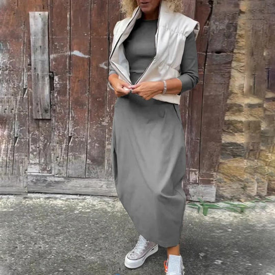 Jess™ Simple dress with pockets