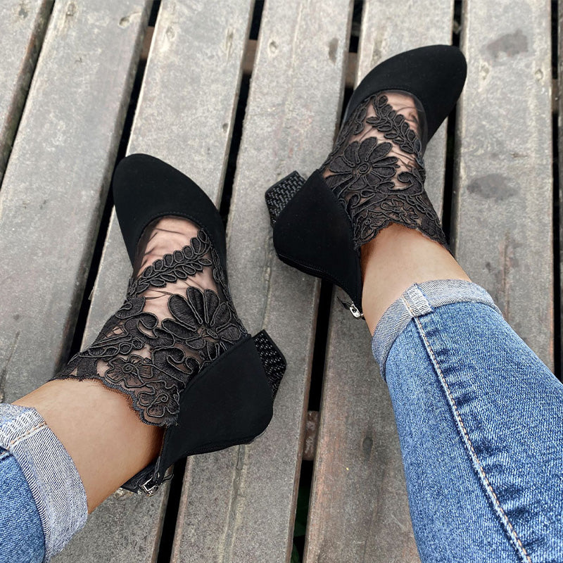 Elegant summer pumps for women