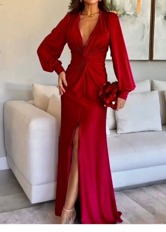 ELSA™ Long dress with a plunging slit