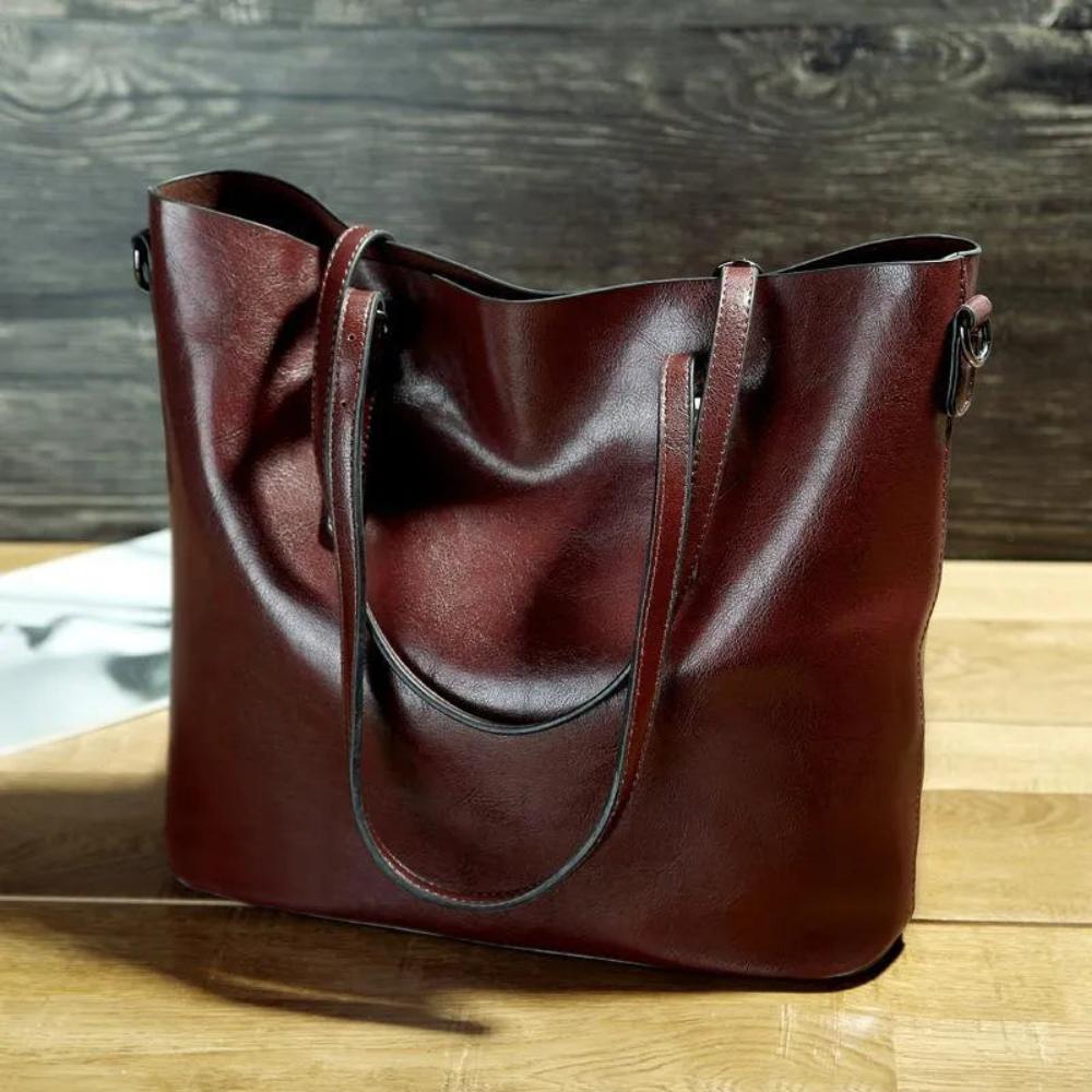 Nicole's Favorites | Vintage Shoulder Bag