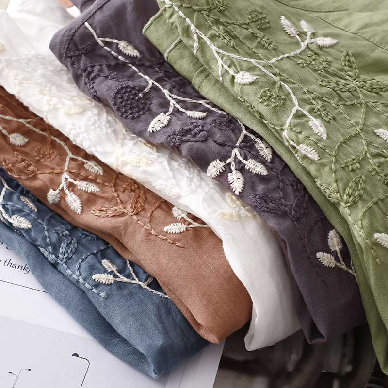 Laurienne™ | Embroidered Buttoned Blouse
