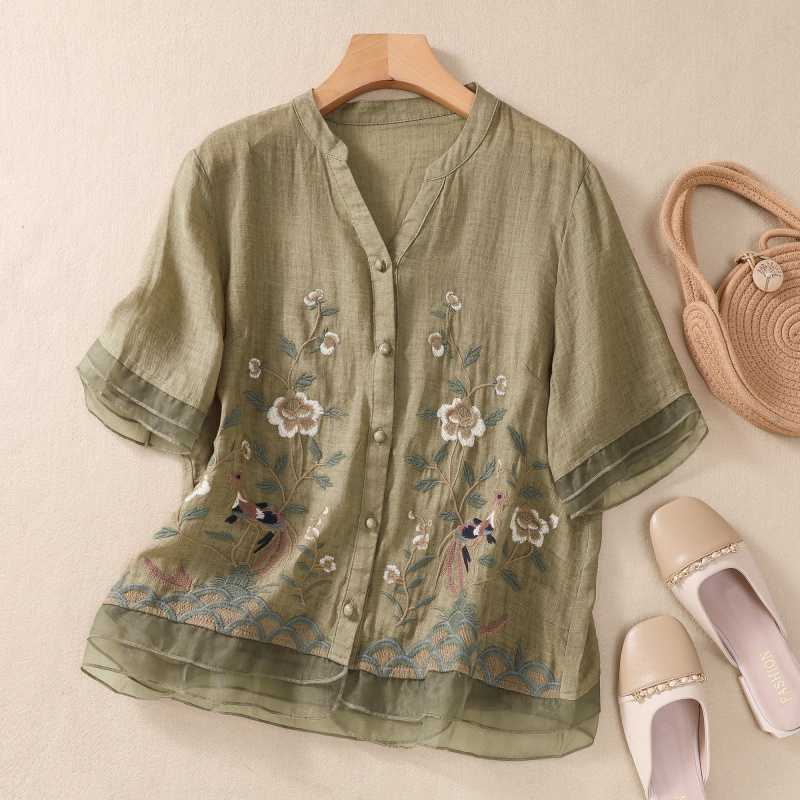 Laurienne™ | Embroidered Buttoned Blouse
