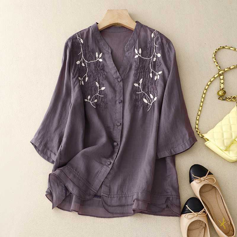 Laurienne™ | Embroidered Buttoned Blouse
