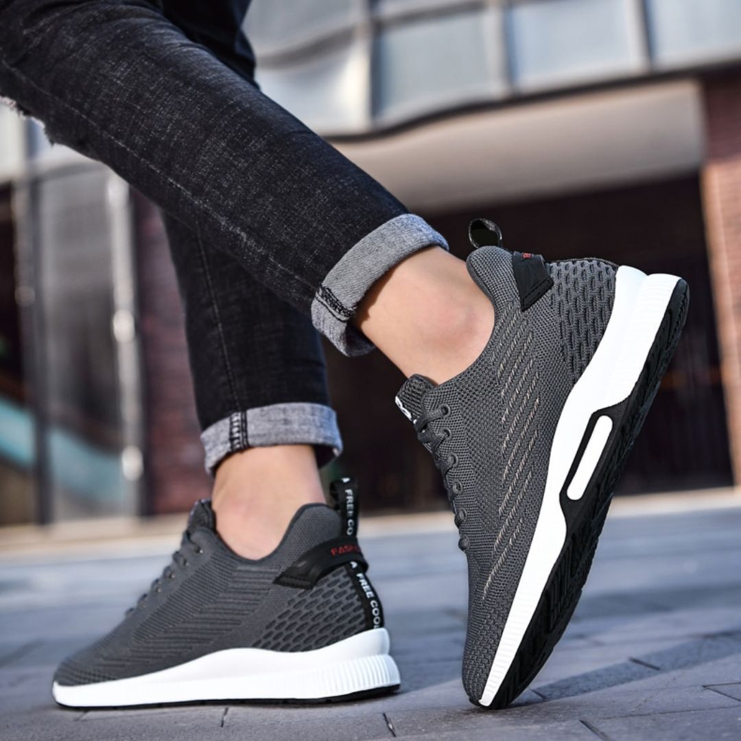 ELIA | RUNNERS  +2.35″