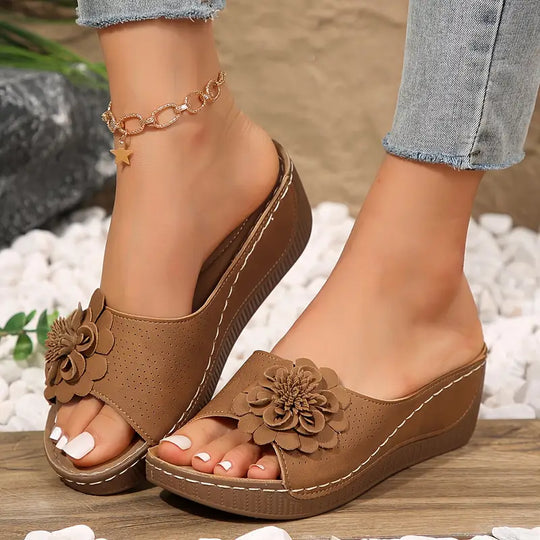Nikita™ Women's Floral Wedge Sandals