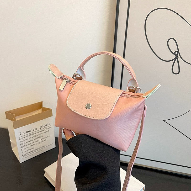 Dusselbag™ This bag goes with every outfit