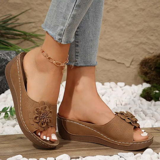Flora™ Ergonomic Bloom Sandals