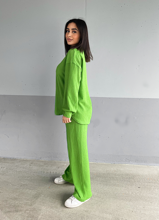 Yona™ Shirt and pants set