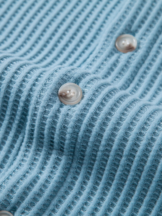 Waffle Slight brownD-collar shirt & waffle shorts with drawstring