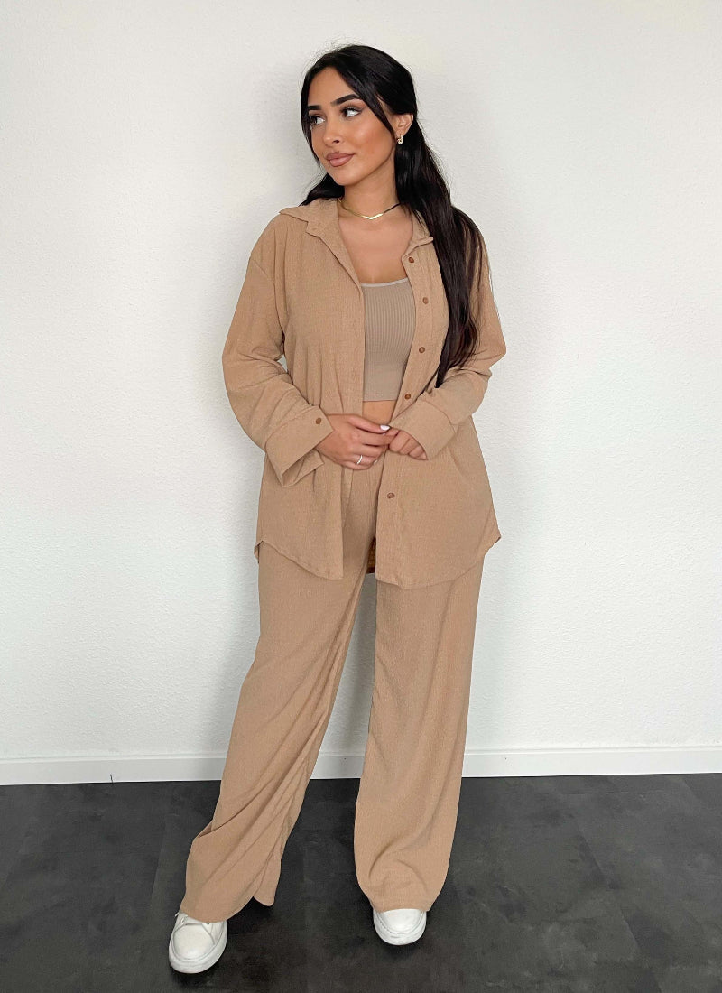Yona™ Shirt and pants set
