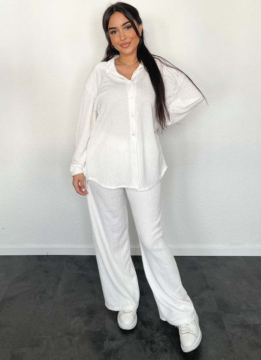 Yona™ Shirt and pants set